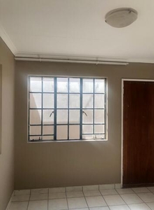 House For Rent In Meredale, Johannesburg