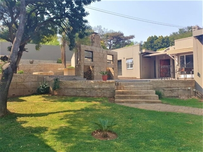 House For Rent In Waterkloof Ridge, Pretoria