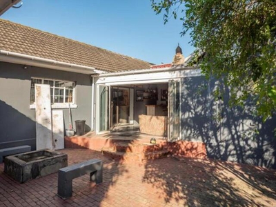 House For Sale In Cotswold, Port Elizabeth