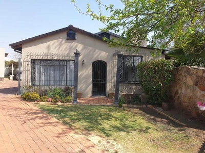 House For Sale In Edendale, Edenvale
