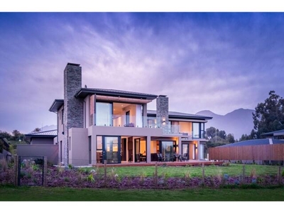 House For Sale In Fancourt, George