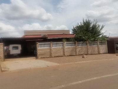 House For Sale In Klipspruit West, Soweto