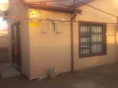 House For Sale In Pinehaven, Bloemfontein