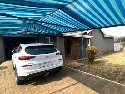 House For Sale In Visagie Park, Nigel