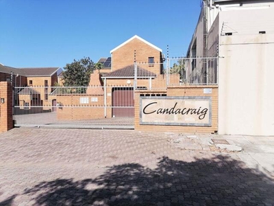 Townhouse For Rent In South End, Port Elizabeth