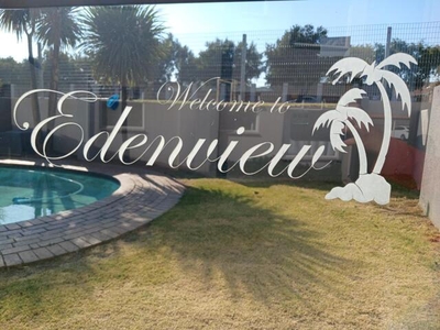 Townhouse For Sale In Edenvale Central, Edenvale
