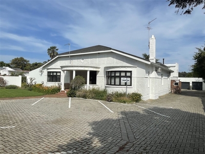 10 Bedroom House For Sale in Walmer