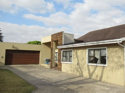 3 Bedroom House for Sale For Sale in Parkdene (JHB) - Home S