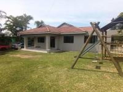 3 Bedroom House to Rent in Queensburgh - Property to rent -