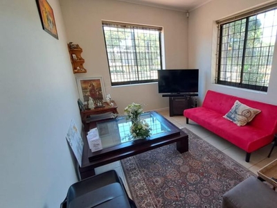 2 Bedroom apartment to rent in Mowbray, Cape Town
