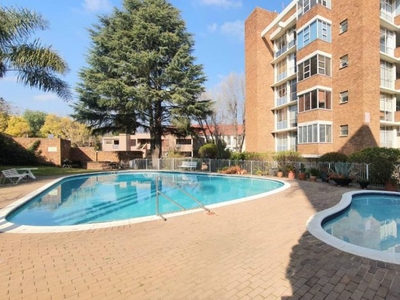 3 Bedroom apartment rented in Parkwood, Johannesburg