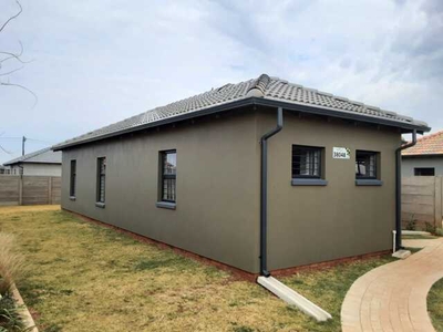 House For Sale In Protea Glen, Soweto