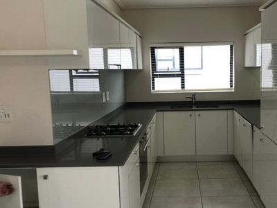 3 Bedroom apartment for sale in Waterfall, Midrand
