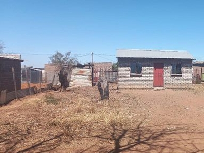 600m² Farm For Sale in Lethlabile