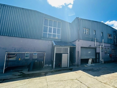 Industrial property to rent in Sidwell - 174 Commercial Road