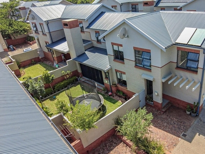 Townhouse For Sale in The Hills Game Reserve Estate