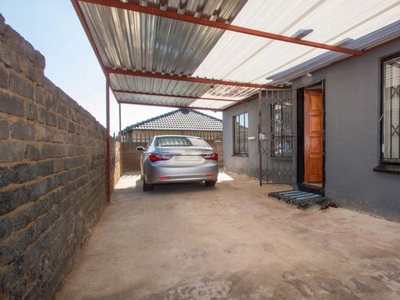 3 Bedroom house to rent in Riverlea, Johannesburg
