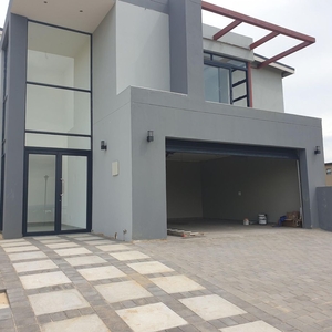 4 Bedroom House For Sale in Swallow Hills Lifestyle Estate