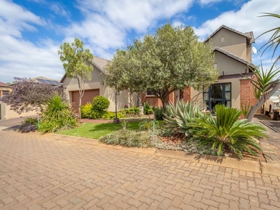 4 Bedroom house in an Estate at Hartbeespoort Dam