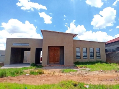 3 Bedroom House For Sale in Mohlakeng