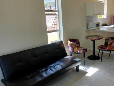 Apartment to rent in Rosebank, Cape Town