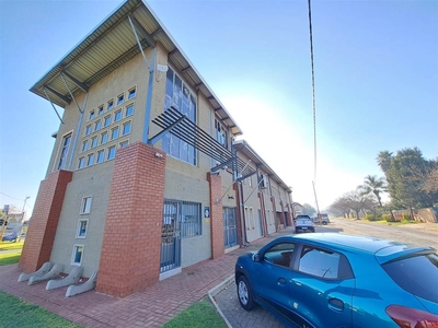 641 m² Commercial space in Dalview