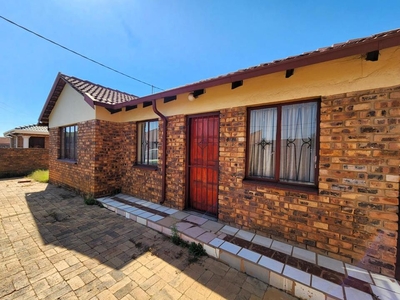 3 Bedroom House for Sale in Mamelodi East