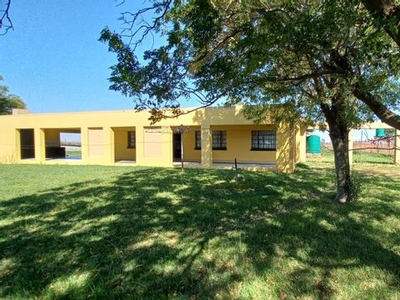 Small Holding To Let in Mangaung