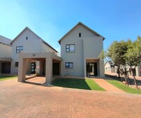 2 Bedroom Townhouse For Sale in Leloko Lifestyle & Eco Estate