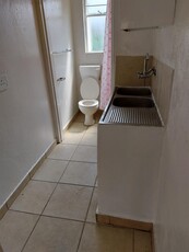 2 Bedroom Flat to Let