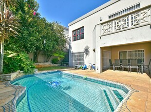 3 Bedroom Apartment / flat for sale in Woodmead