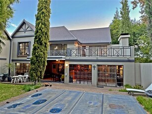 4 Bed House in Baysvalley