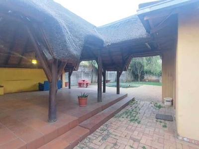 House For Sale In Peacehaven, Vereeniging