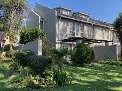 Townhouse For Rent In Atholl Gardens, Sandton