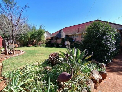 House For Sale In Stilfontein Ext 3, Stilfontein