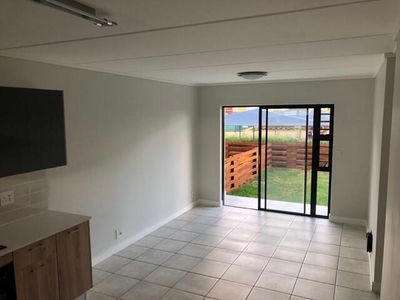 Townhouse For Rent In Silver Lakes, Pretoria