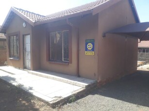 2 Bedroom House For Sale in Tlhabane West