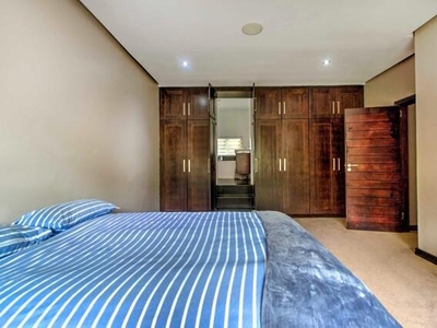 15 bedroom, Hillcrest KwaZulu Natal N/A