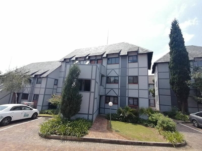 2 BEDROOM APARTMENT IN SUNNINGHILL