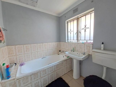 2 bedroom, Soweto Gauteng N/A