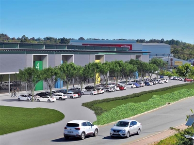 528 m² Retail Space in Riverside Park
