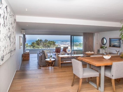 Apartment For Sale in Camps Bay