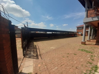 Block of Flats For Sale in Lenasia