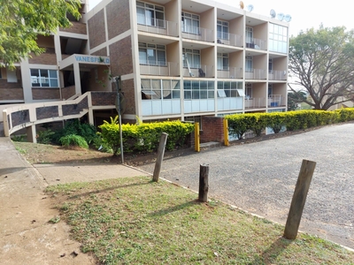 Flat For Sale in Empangeni Central
