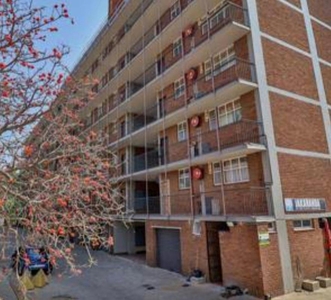 Flat For Sale in Kwaggasrand