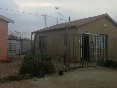 Freestanding For Sale in Etwatwa