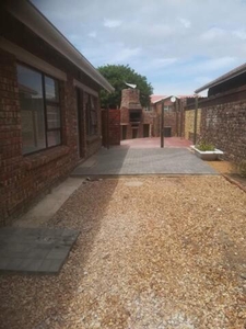 House For Rent In Aston Bay, Jeffreys Bay