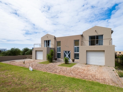 House For Sale in Bettys Bay