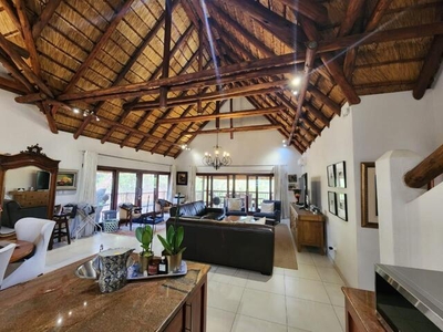 House For Sale In Blyde Wildlife Estate, Hoedspruit