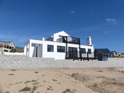 House for sale in Da Gama Bay